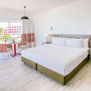 Kamer met een King Size Bed